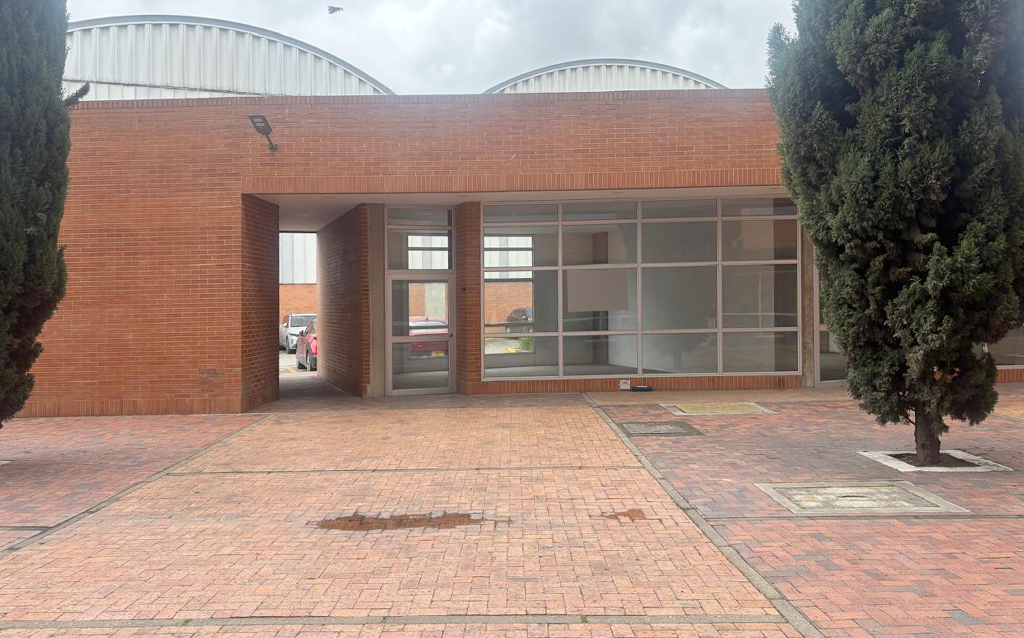 Local en Tocancipá — Elite Inmobiliaria