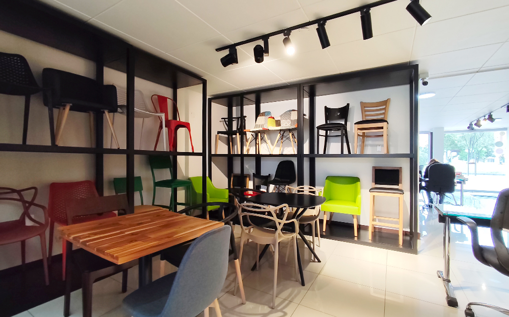 COMERCIAL (CASA PARA COMERCIO) · Arriendo · Pasadena Suba BOGOTA