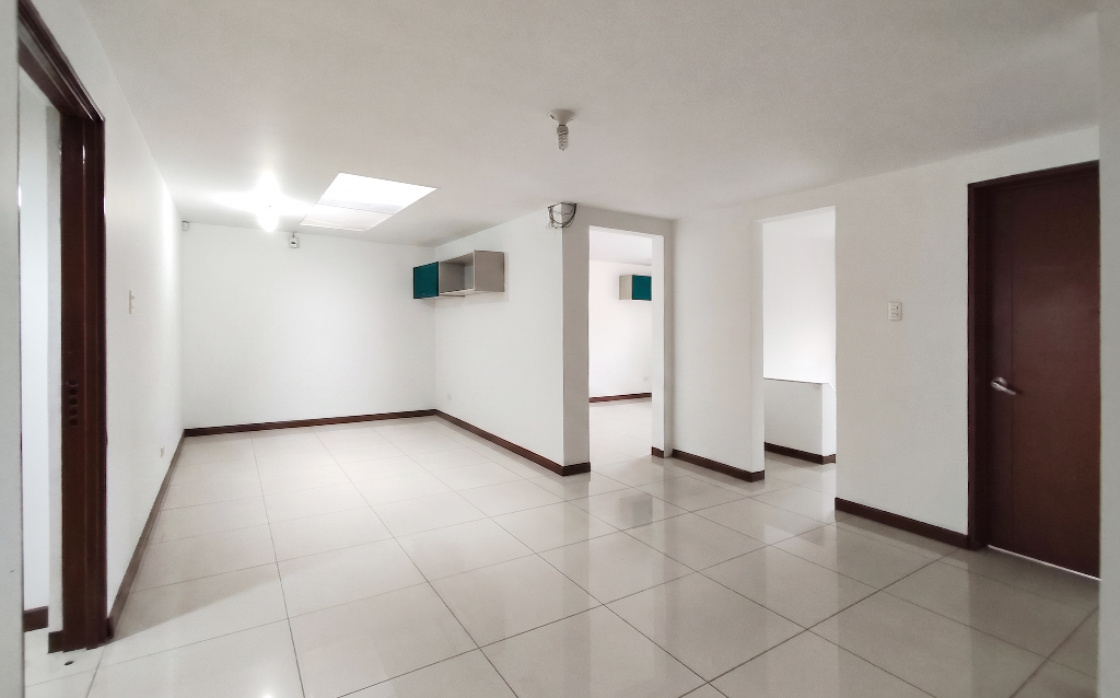 Comercial (Casa Para Comercio) en Pasadena — Elite Inmobiliaria