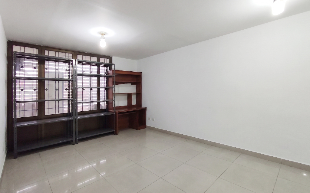 Comercial (Casa Para Comercio) en Pasadena — Elite Inmobiliaria