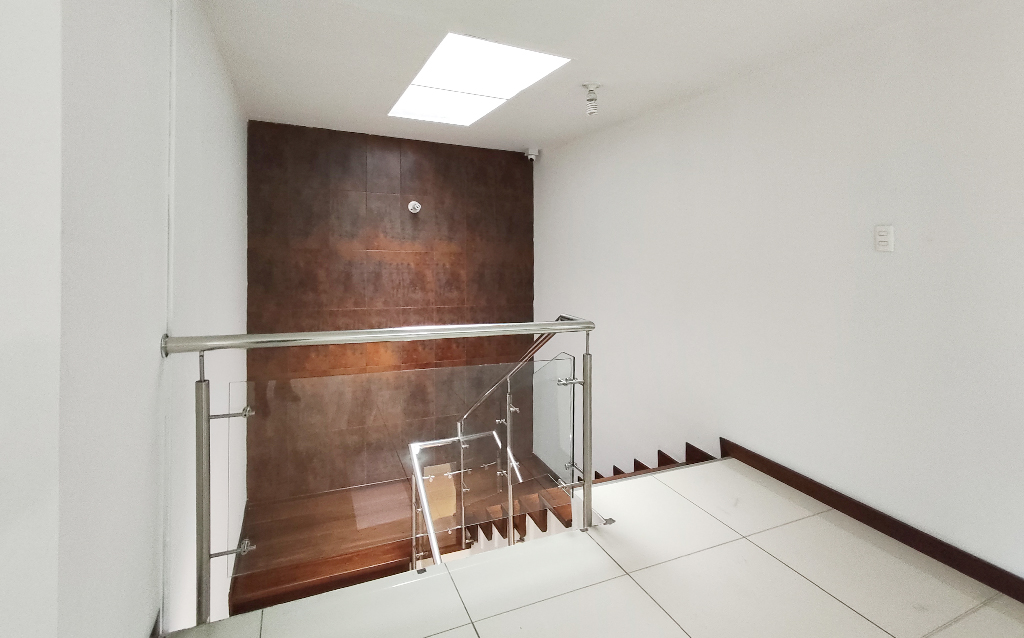 Comercial (Casa Para Comercio) en Pasadena — Elite Inmobiliaria