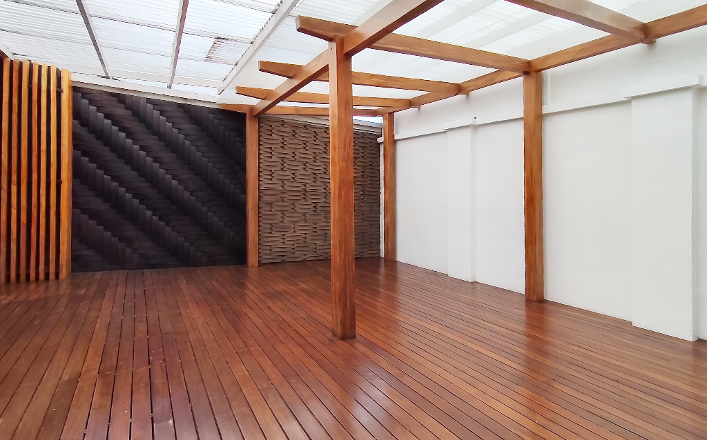 Comercial (Casa Para Comercio) en Pasadena — Elite Inmobiliaria