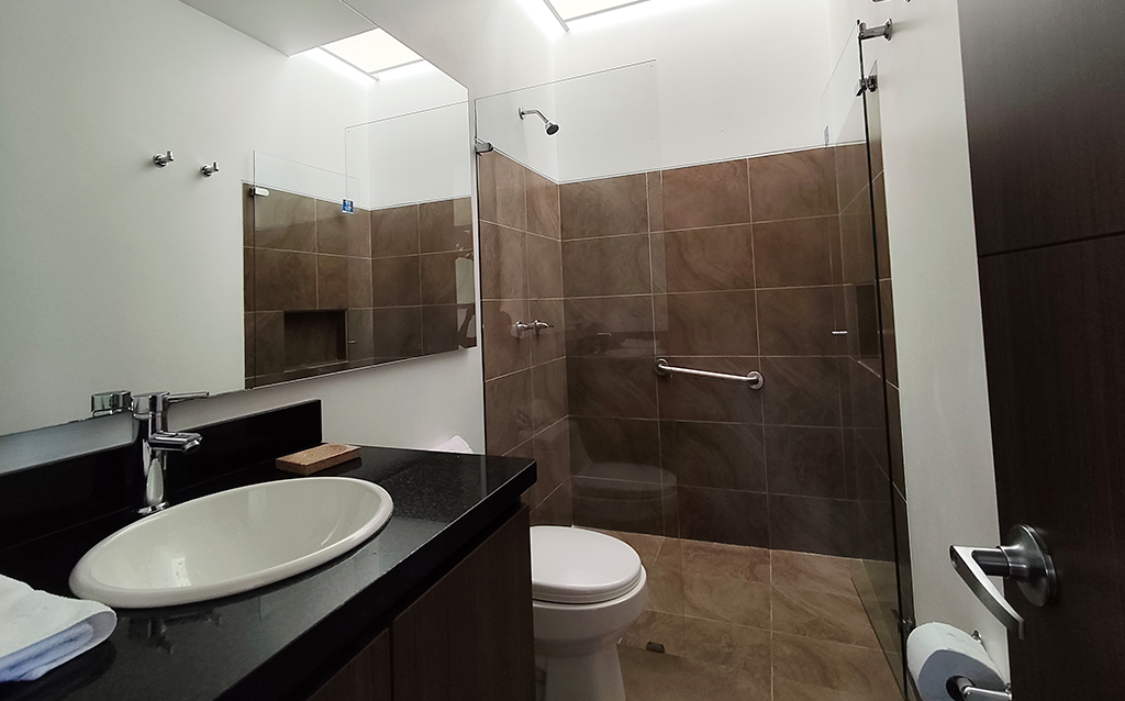 Casa Campestre en Condominio Campestre La Gran Reserva- Anapoima — Elite Inmobiliaria