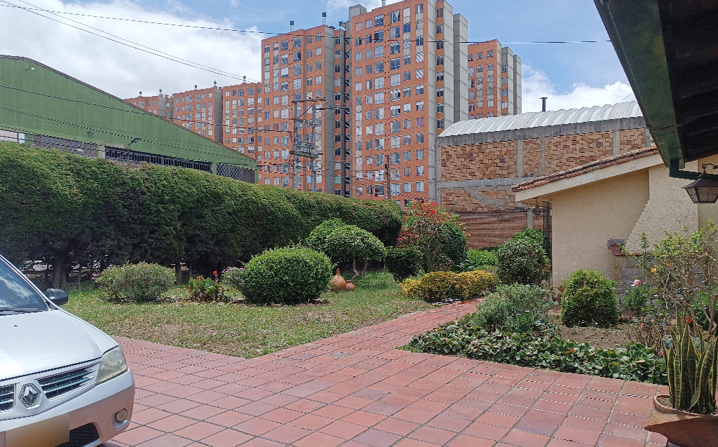 CASALOTE · Venta · Villa Gladys Engativá BOGOTA