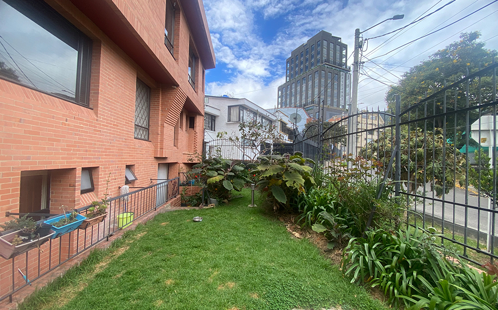Apartamento en Santa Ana Occidental — Elite Inmobiliaria