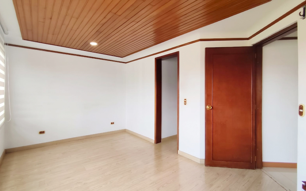 Apartamento en Santa Bárbara Oriental — Elite Inmobiliaria