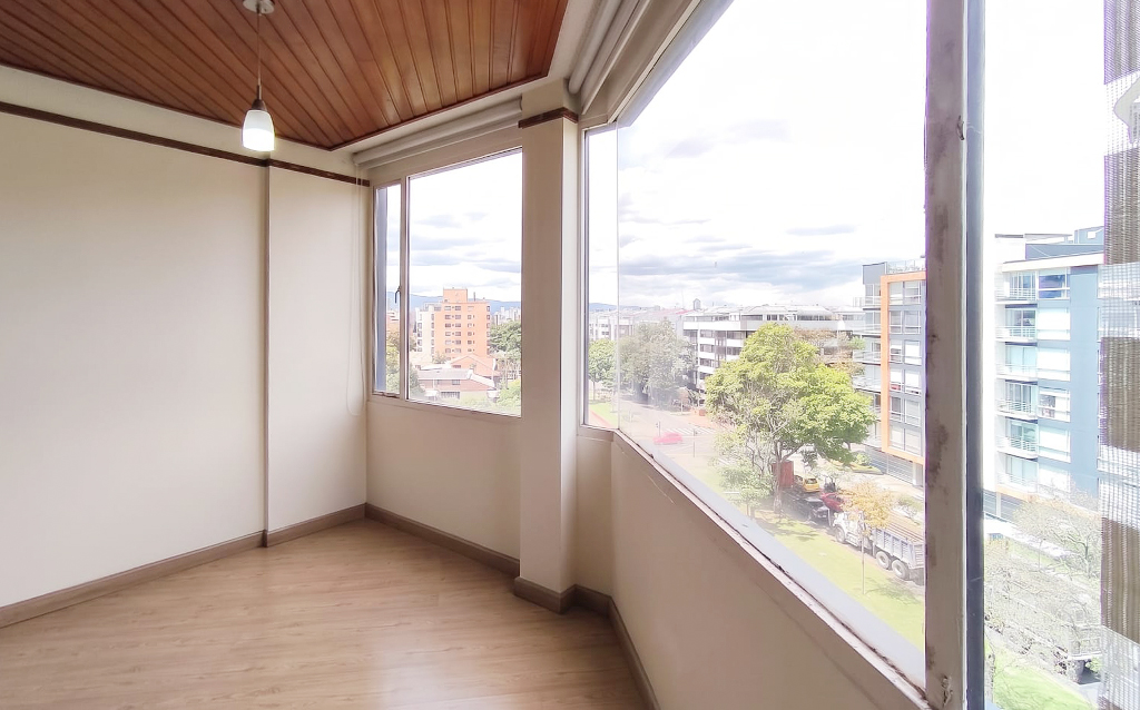 Apartamento en Santa Bárbara Oriental — Elite Inmobiliaria