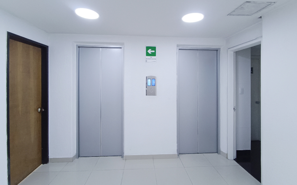 Oficina en San Martin — Elite Inmobiliaria