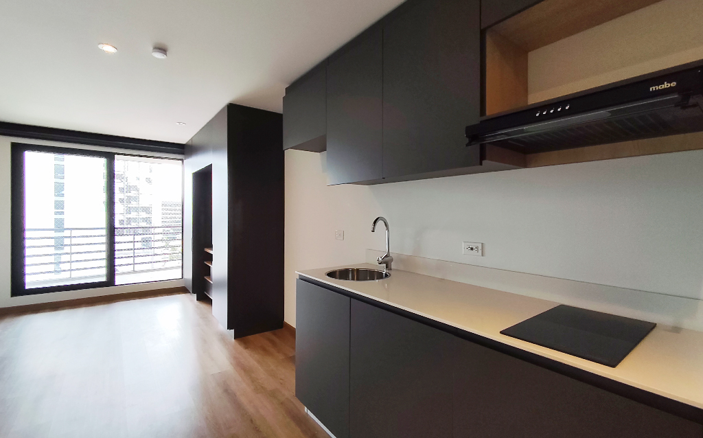 APARTAESTUDIO · Arriendo · Parque Central Bavaria Santa Fe BOGOTA